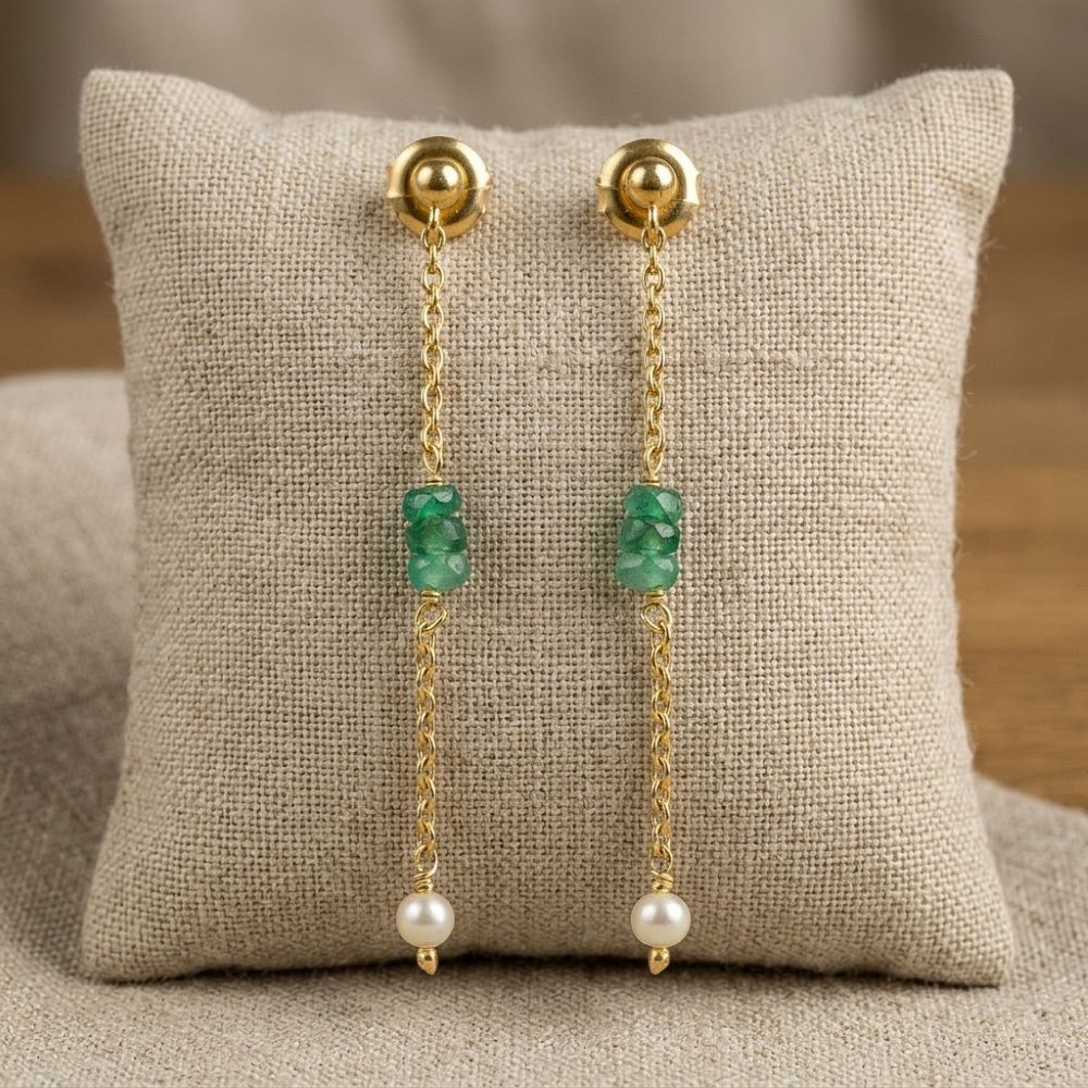 Alternative view of Boucles d oreilles argent doré pierres précieuses émeraude véritable et perle naturelle blanche