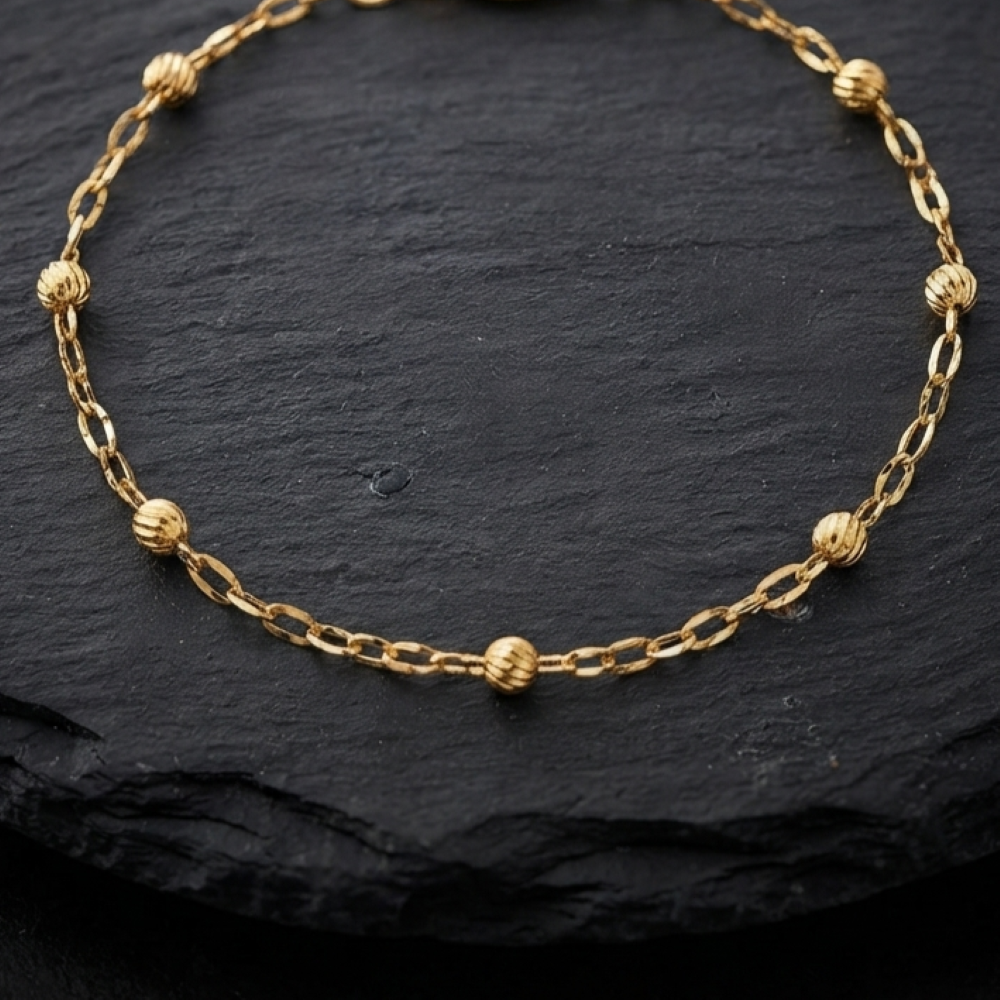 Alternative view of Bracelet Chaîne Argent Doré Femme — Maille Alternée & Perles Diamantées
