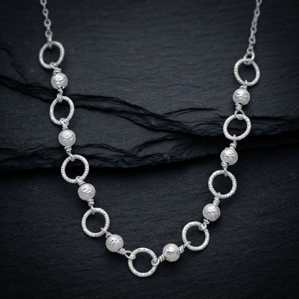 Alternative view of Collier argent rhodié diamanté perlé