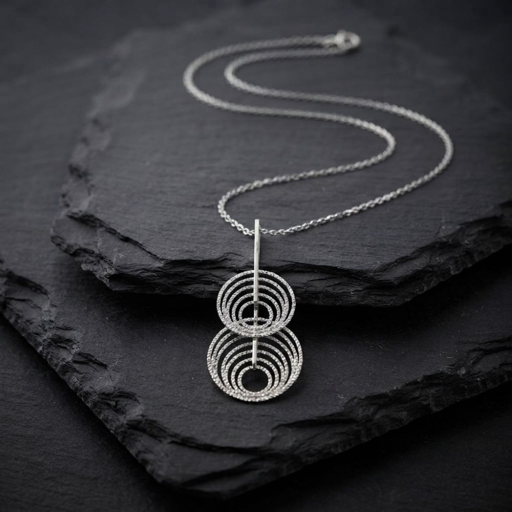 Alternative view of Collier Pendentif Cercles Entrelacés Rhodié en Argent 925 Finition Diamantée