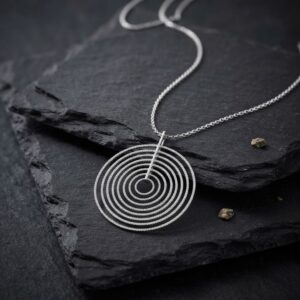 Collier argent rhodié diamanté spirale tourmente 4