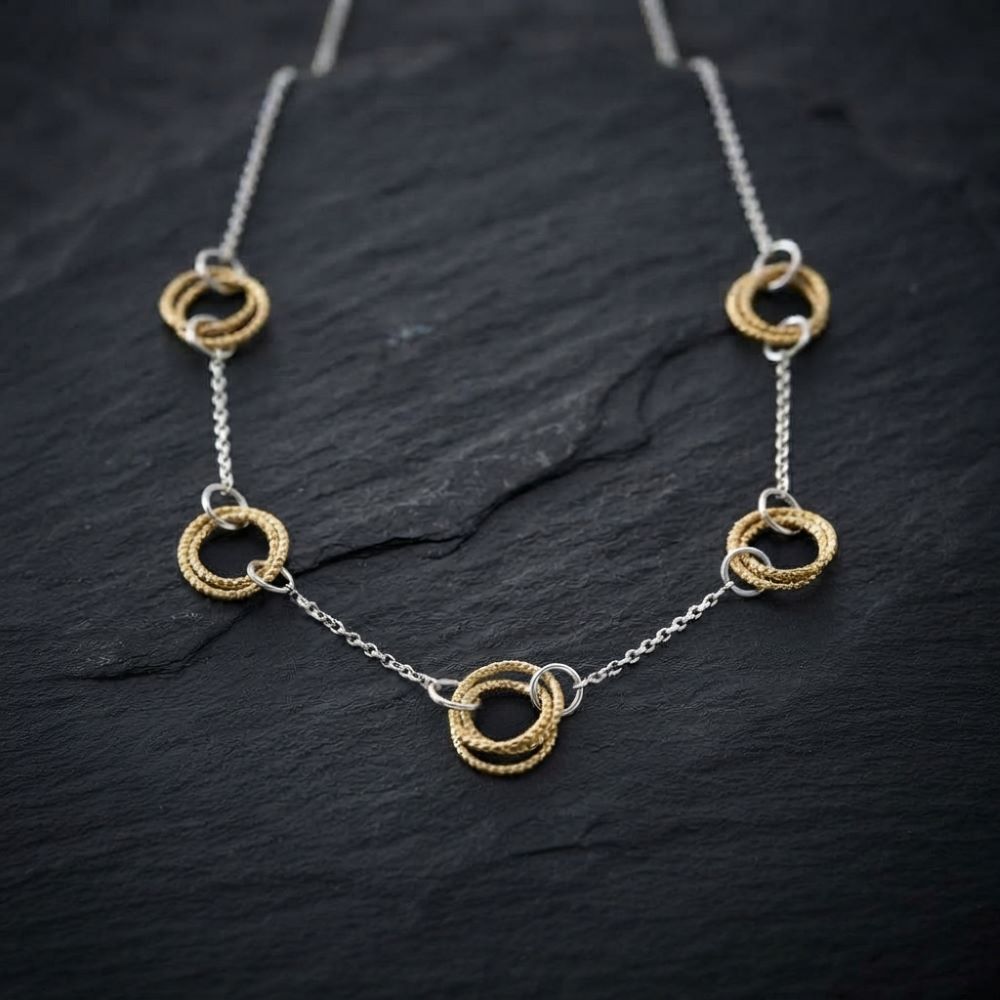 Alternative view of Collier en argent doré rhodié diamanté classique