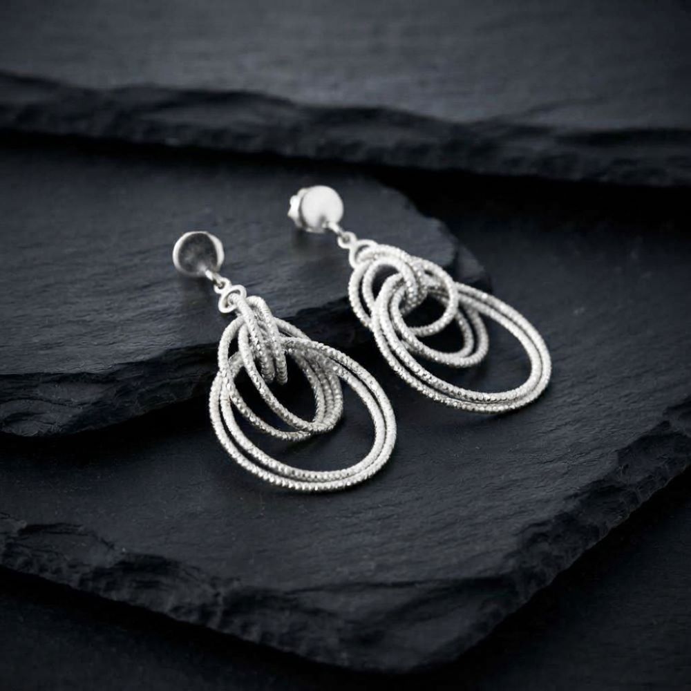 Alternative view of Boucles d'oreilles argent rhodié diamanté multi cercles
