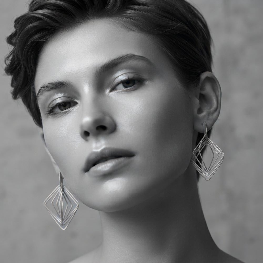 Alternative view of Boucles d'oreilles argent doré diamanté forme carré