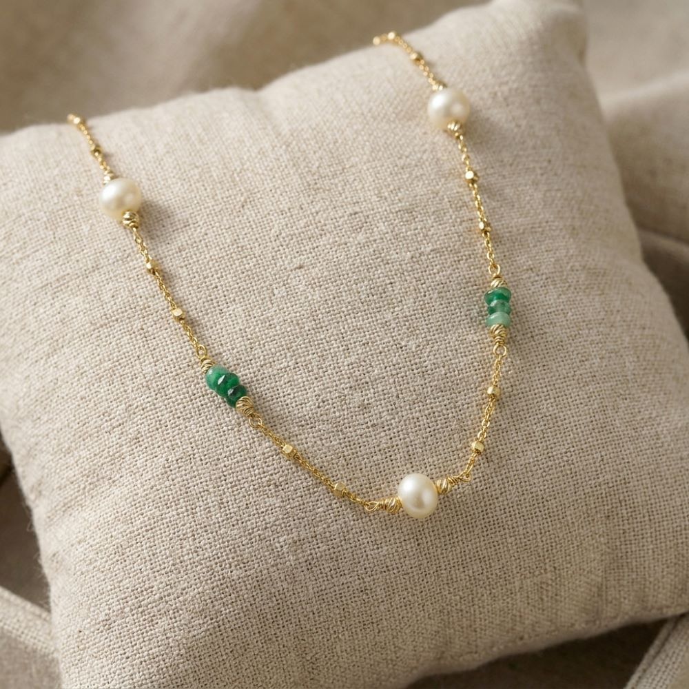 Alternative view of Collier argent doré pierres précieuses émeraude véritable et perle naturelle blanche