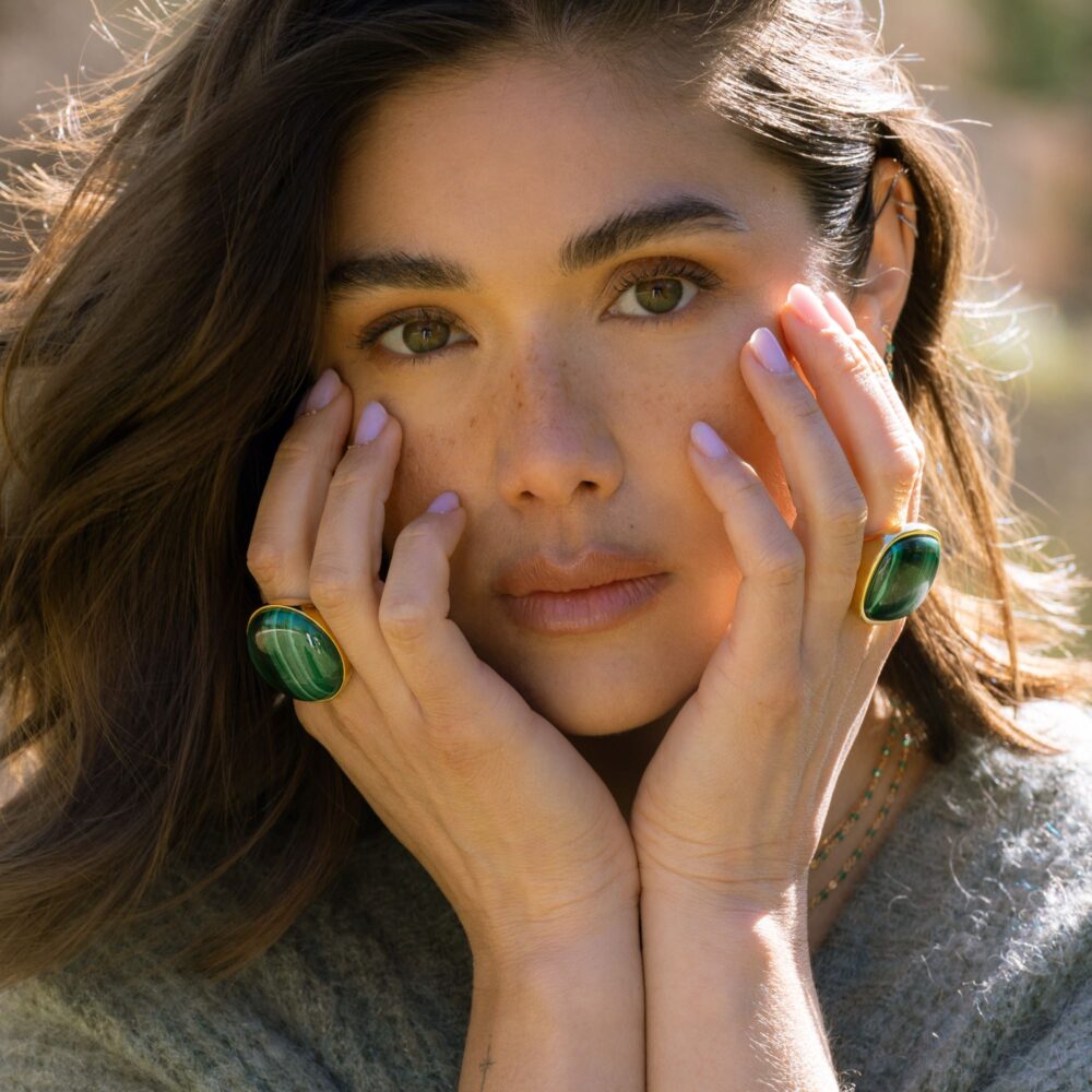 Bague à volume carrée en argent doré et pierre naturelle malachite 4