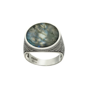 bague-chevaliere-homme-poetique-labradorite-argent Bague chevalière homme poétique labradorite argent 4