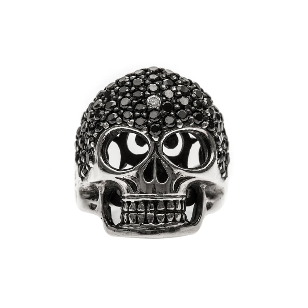 Precious silver skull ring 1