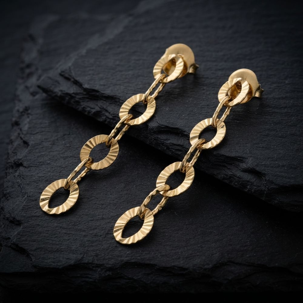 Alternative view of Boucles d oreilles argent doré maillons diamantés