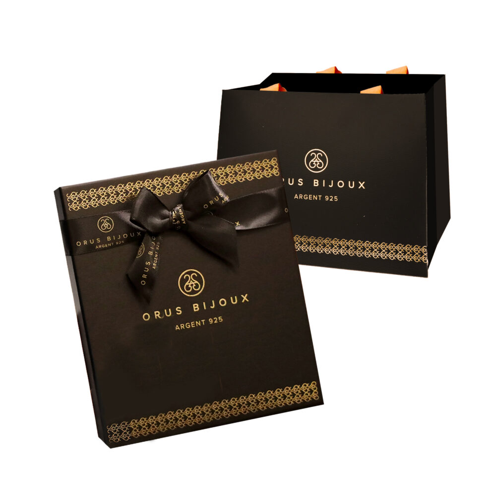 Black and Gold Gift Box 1