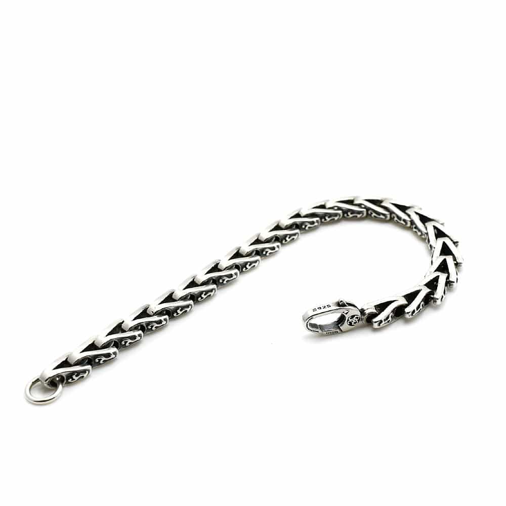 Men's silver bracelet with tribal structure 4