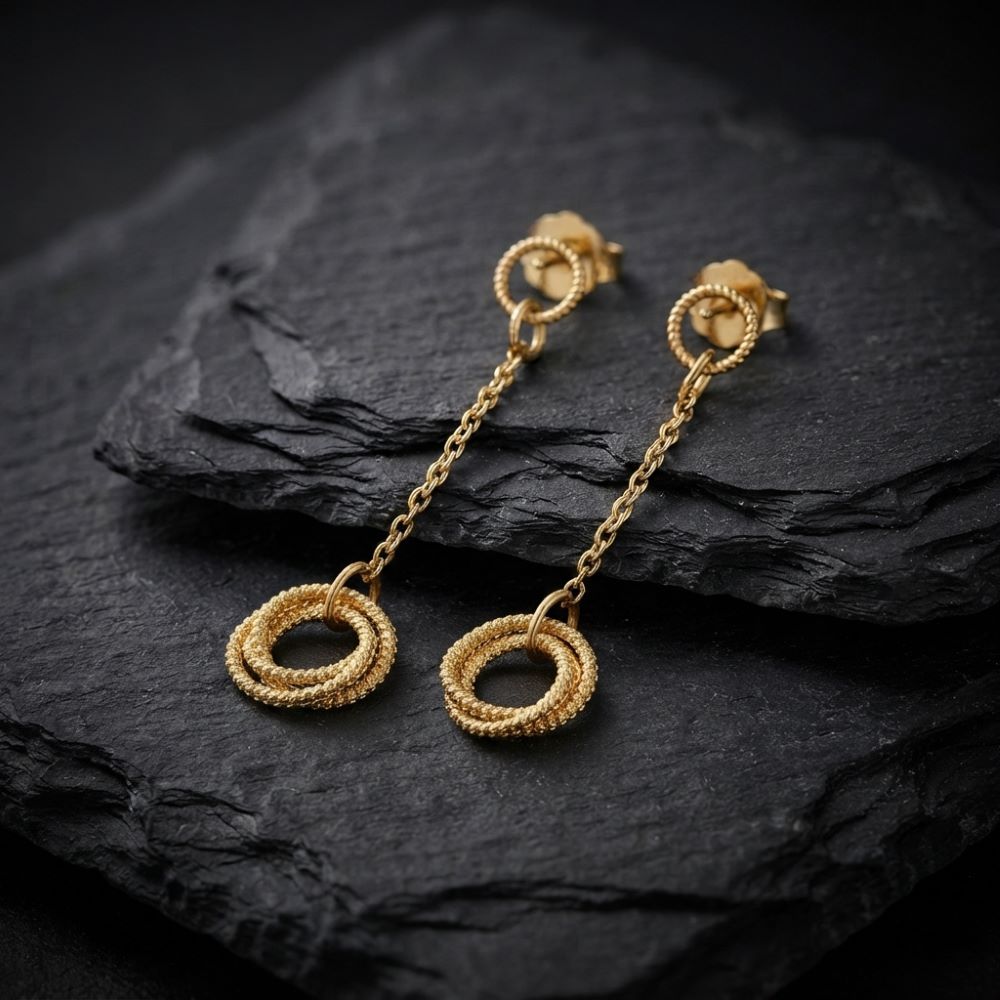 Alternative view of Boucles d'oreilles en argent doré diamanté classique