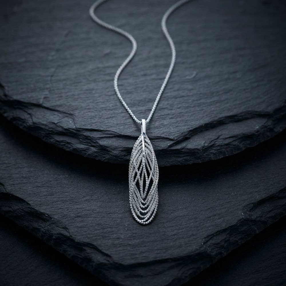 Alternative view of Collier argent rhodié diamanté allégro
