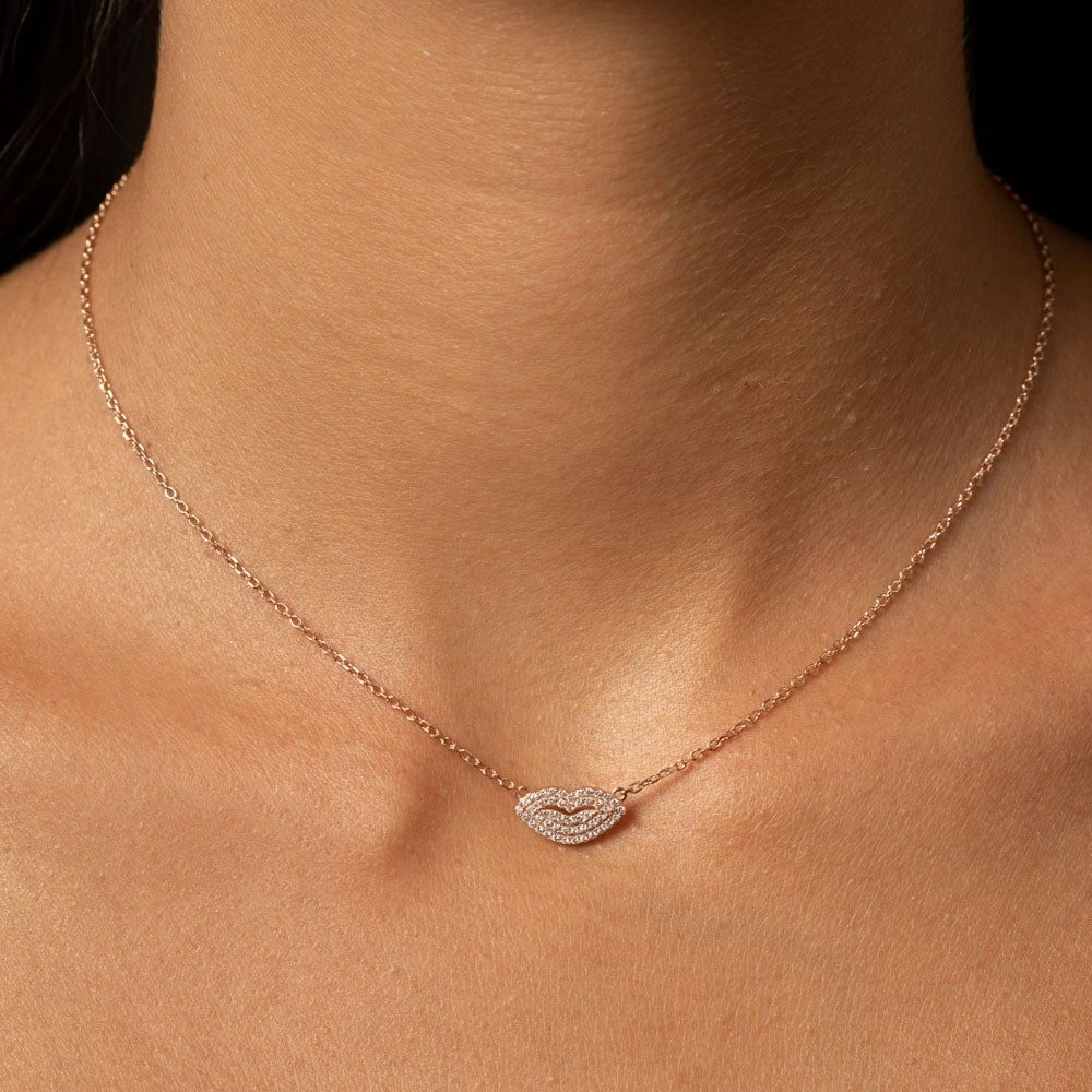 Silver rose mouth necklace set with white 5