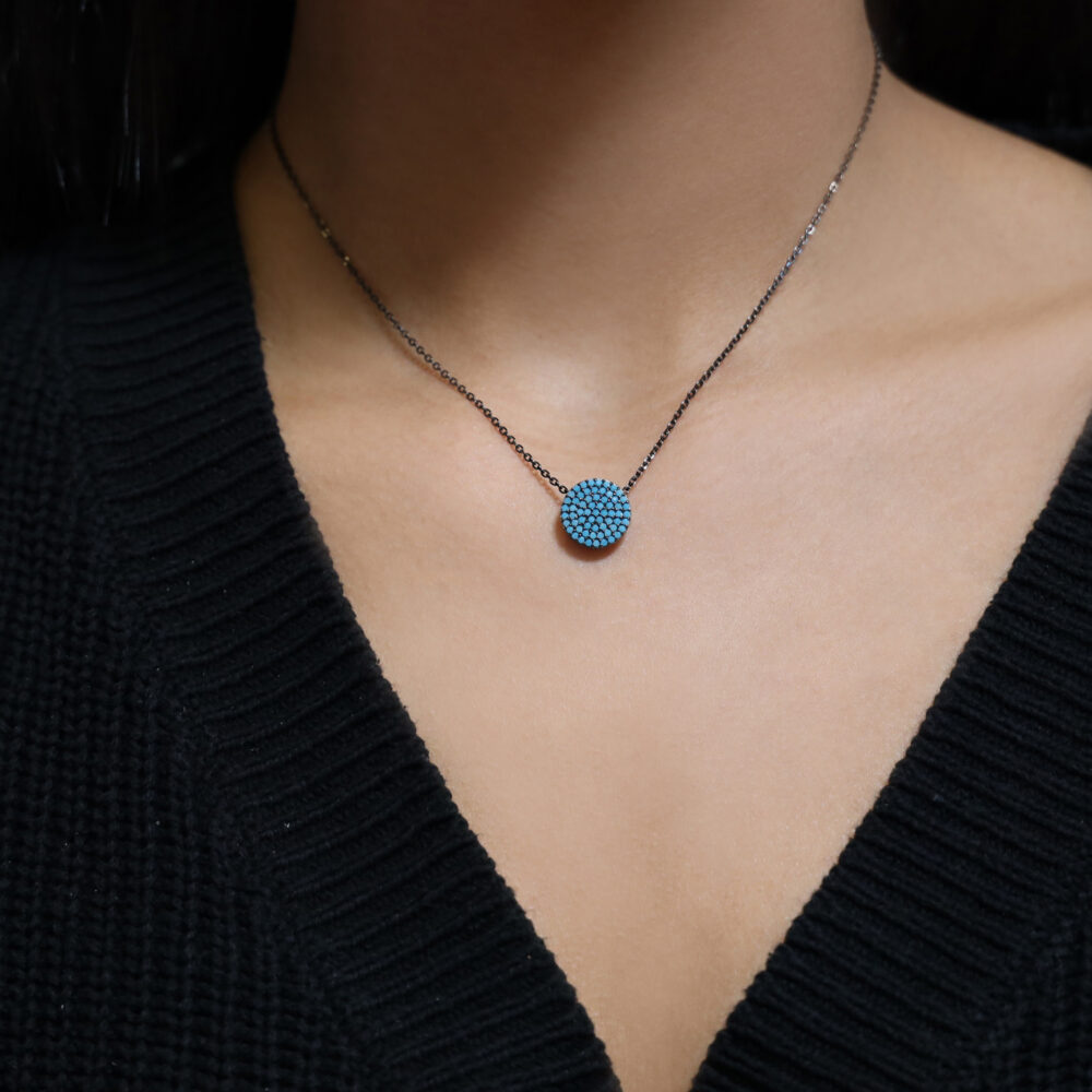 Medallion necklace black round shape turquoise color 3